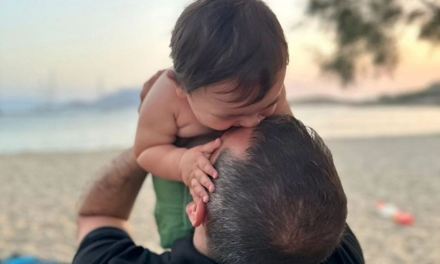 Το νέο ταλέντο Κουτσόπουλου και η αποκάλυψη για τη βάφτιση του Κίμωνα