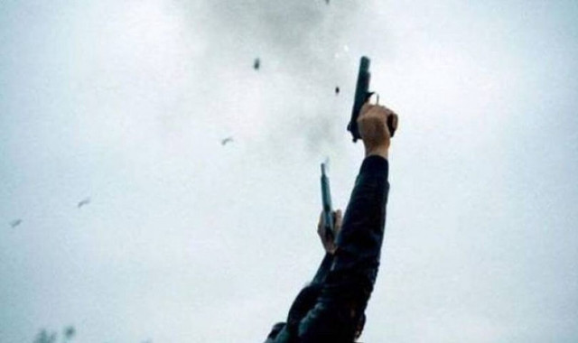 Κρήτη: Απίστευτες εικόνες σε γλέντι βάφτισης με εκατοντάδες σφαίρες