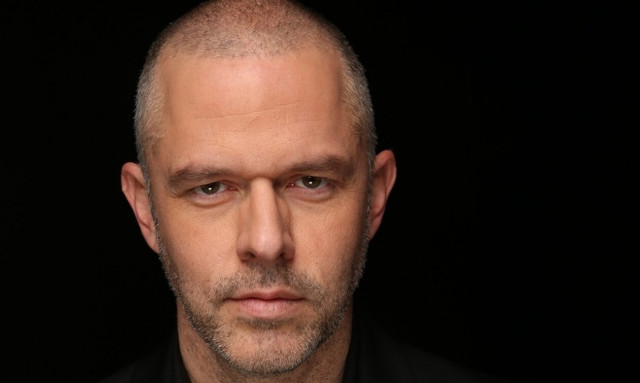 Ο Χρήστος Λούλης διαβάζει τον «Ερωτόκριτο» στο Κέντρο Πολιτισμού Ίδρυμα Σταύρος Νιάρχος