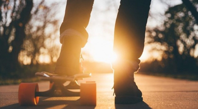 Ο 18χρονος Γιάννης από τη Γαστούνη χρειάζεται τη στήριξή μας για να ολοκληρώσει την αποκατάστασή του