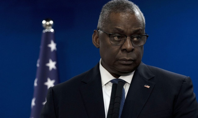 Λόιντ Όστιν: Εκτάκτως στο νοσοκομείο ο Αμερικανός υπουργός Άμυνας - Νοσηλεύεται στη ΜΕΘ