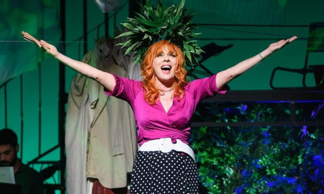 Η Σμαράγδα Καρύδη μιλά για την επιστροφή του IQ 160 και τα άγχη της