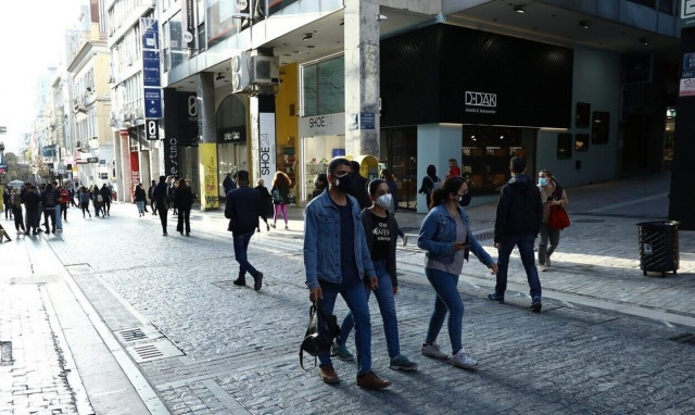 Κατώτατος μισθός: Πότε και πόσο αυξάνεται - Πως θα επηρεάσει τον μέσο μισθό