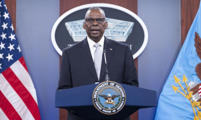 ΗΠΑ: Ο υπουργός Άμυνας Λόιντ Όστιν μεταβίβασε τις εξουσίες του