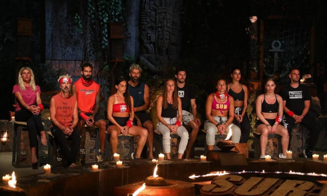 Survivor: Αγνώριστοι οι «Μπλε» με Τζέιμς και Σταυρούλα - Δεύτερος κόκκινος υποψήφιος