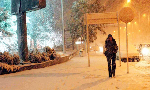 Θοδωρής Κολυδάς: Η Τσικνοπέμπτη 12 Φεβρουαρίου 2004 και ο χιονιάς