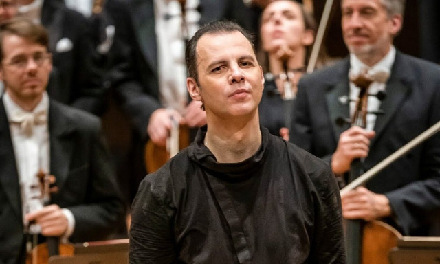 Φεστιβάλ Βιέννης: Ακυρώθηκε η συμμετοχή του μαέστρου Θεόδωρου Κουρεντζή