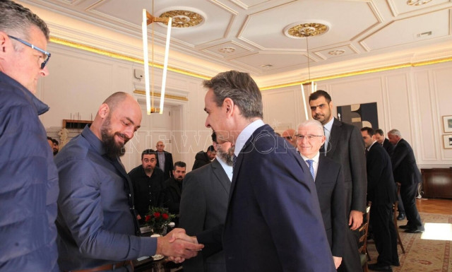 Μητσοτάκης σε αγρότες: «Είμαστε εδώ για να βρούμε λύσεις»