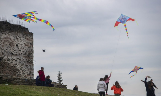 Καθαρά Δευτέρα 2024: Ανατροπή με την αργία - Τι θα ισχύσει τελικά
