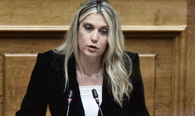 Άννα Καραμανλή: «Καταψηφίζω το νομοσχέδιο για τον γάμο των ομόφυλων ζευγαριών»