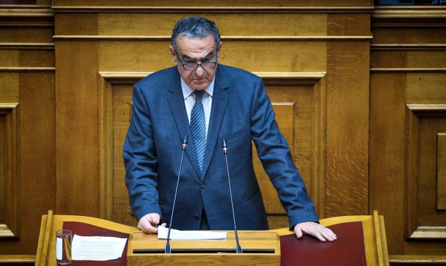 Χαράλαμπος Αθανασίου για ομόφυλα: Θα καταψηφίσω το νομοσχέδιο