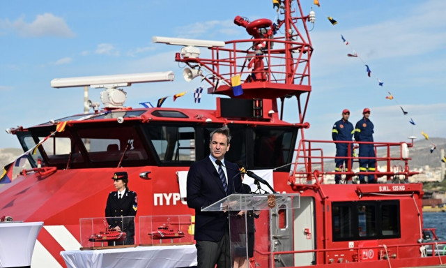 Μητσοτάκης από την τελετή ένταξης πυροσβεστικών πλοίων: «Συγκινητική στιγμή»
