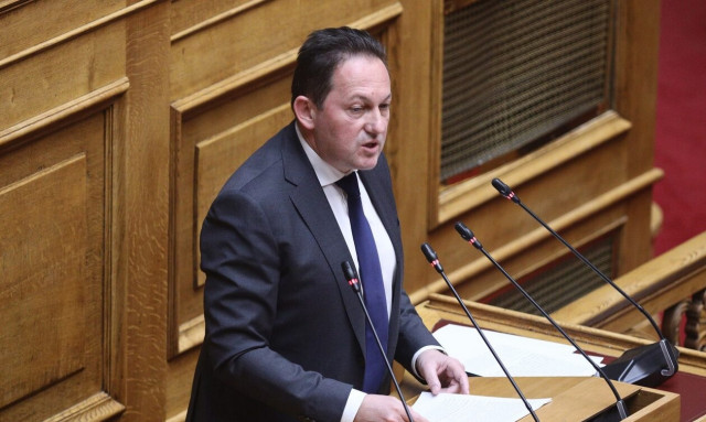 Στέλιος Πέτσας για ομόφυλα: Διαφωνώ με το νομοσχέδιο και θα απέχω από την ονομαστική ψηφοφορία