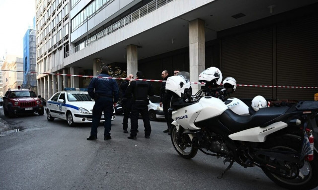 Σταδίου: «Ορφανή» από αποτυπώματα και DNA η μηχανή των βομβιστών - Τι ανησυχεί την Αντιτρομοκρατική