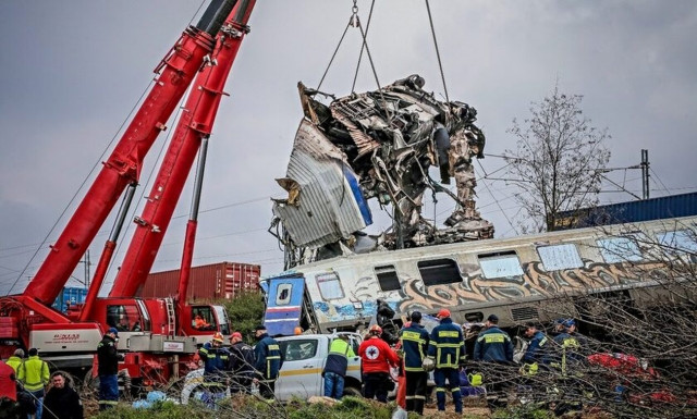 Τέμπη: Οι καμπάνες θα χτυπήσουν πένθιμα 57 φορές στις 28 Φεβρουαρίου