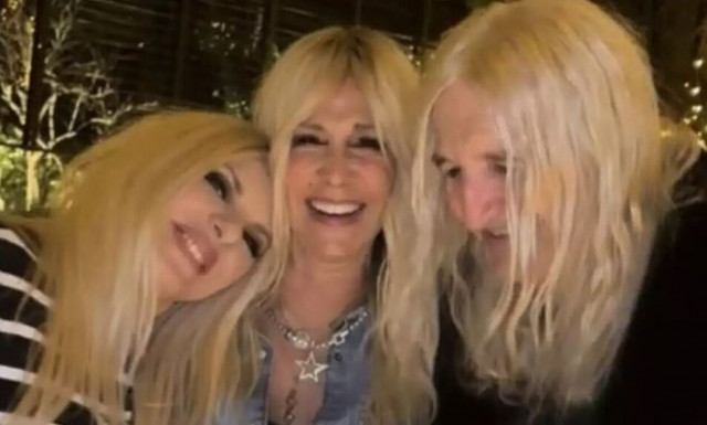 Βίσση και Πάνια τρολάρουν τη σχέση τους με τον Νίκο Καρβέλα - Το βίντεο που ανέβασαν στο TikTok