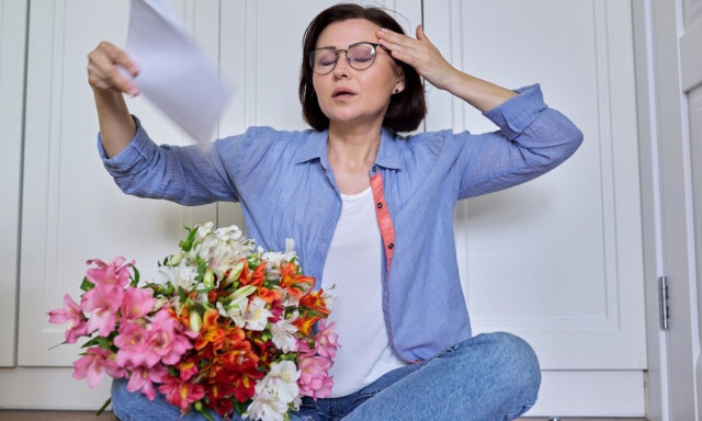 Εμμηνόπαυση: Ποιες γυναίκες κινδυνεύουν με καρδιοπάθεια και εγκεφαλικό