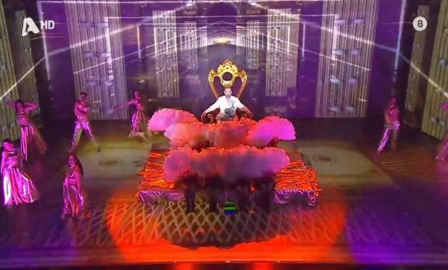 J2US: Η εντυπωσιακή πρεμιέρα και το... comeback του Νίκου Κοκλώνη