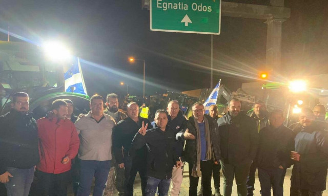 Τούρκοι αγρότες βρέθηκαν στο πλευρό των Ελλήνων συναδέλφων τους στο μπλόκο του Έβρου