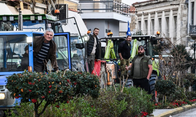 Αγρότες: Στα άκρα η κόντρα με την κυβέρνηση - Έτοιμοι για επ΄ αόριστον αποκλεισμό