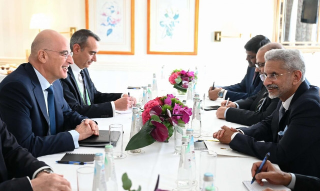 Νίκος Δένδιας: Μπαράζ σημαντικών επαφών στο Μόναχο