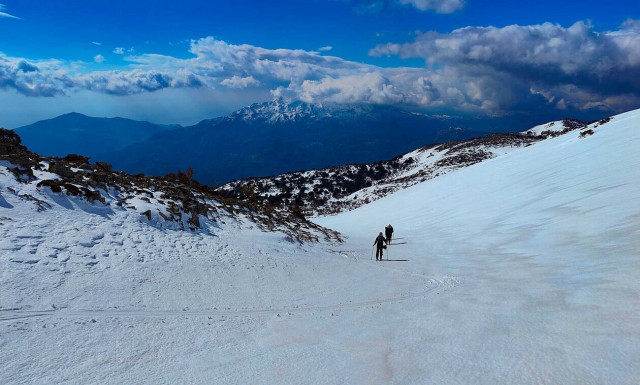 Εντυπωσιακές εικόνες από τις χιονισμένες πλαγιές του Ψηλορείτη!
