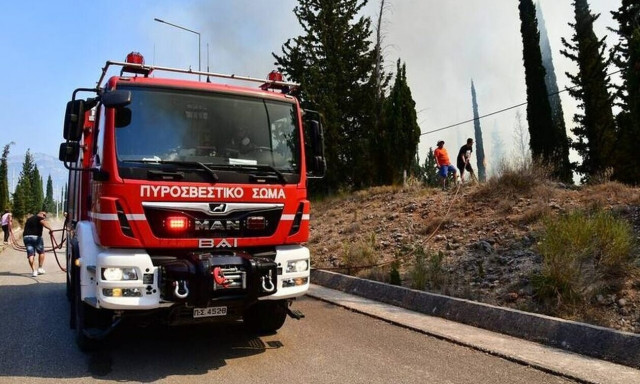 Φωτιά σε ΙΧ στην Κακιά Σκάλα