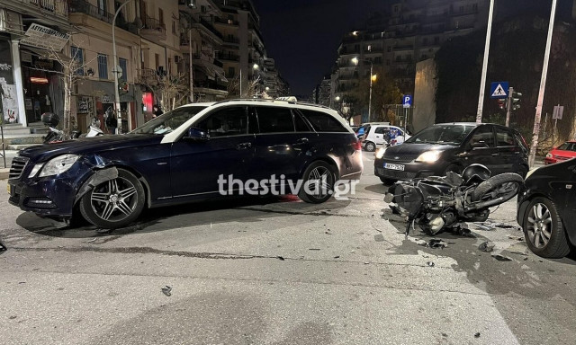 Θεσσαλονίκη: Έκλεψαν περίπτερο και τράκαραν σε ταξί καθώς διέφευγαν