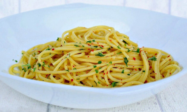 Η πιο νόστιμη και εύκολη μακαρονάδα για να μαγειρέψεις