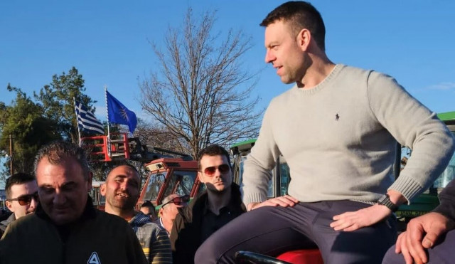 Κασσελάκης: Πρώτα στους αγρότες στο Σύνταγμα και μετά στη συνεδρίαση της Πολιτικής Γραμματείας