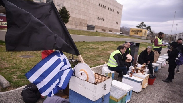 Διαμαρτυρία μελισσοκόμων στο Σύνταγμα  την Πέμπτη