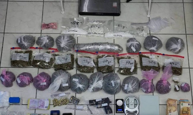 Σαντορίνη: Στα χέρια των αρχών συμμορία διακίνησης ναρκωτικών