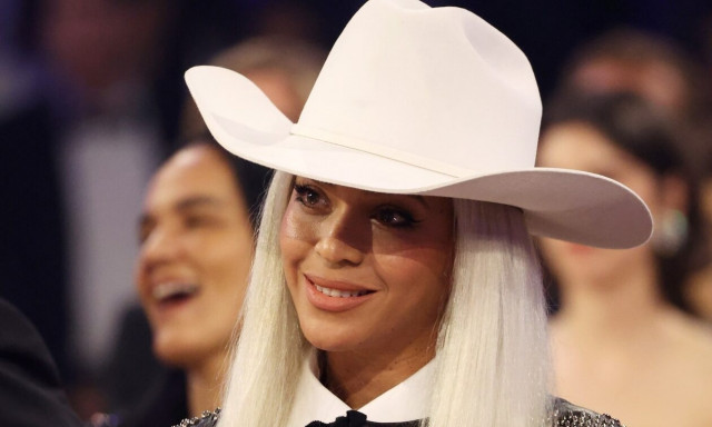 Η Beyoncé γράφει ιστορία: Eίναι η πρώτη μαύρη γυναίκα που κατακτά την κορυφή των country charts