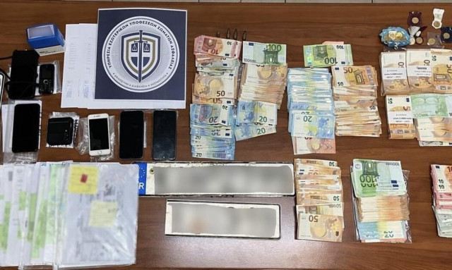 Κιλκίς: Υπάλληλοι της Διεύθυνσης Μεταφορών Επικοινωνιών έπαιρναν «φακελάκι» εξυπηρετώντας πολίτες