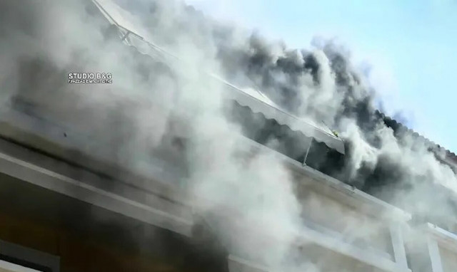 Ναύπλιο: Συναγερμός για φωτιά σε διαμέρισμα - Στο νοσοκομείο δύο ηλικιωμένοι