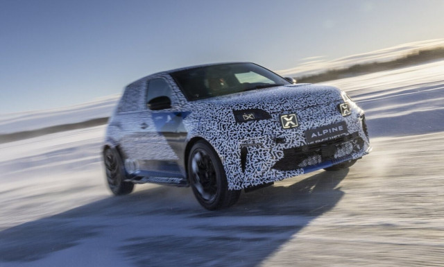 Η Alpine ετοιμάζει το ηλεκτρικό hot hatch A290