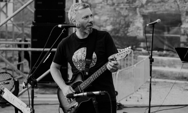 Rockwave Nights με Αλκίνοο Ιωαννίδη στο Θέατρο Λυκαβηττού τον Ιούλιο