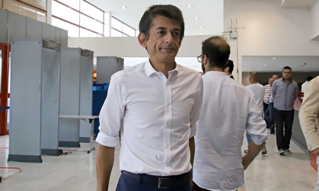 ΣΥΡΙΖΑ: Καρανίκας κατά Τσίπρα – «Δεν θα κάνουμε το χατίρι στις προσωπικές αγωνίες των στελεχών»