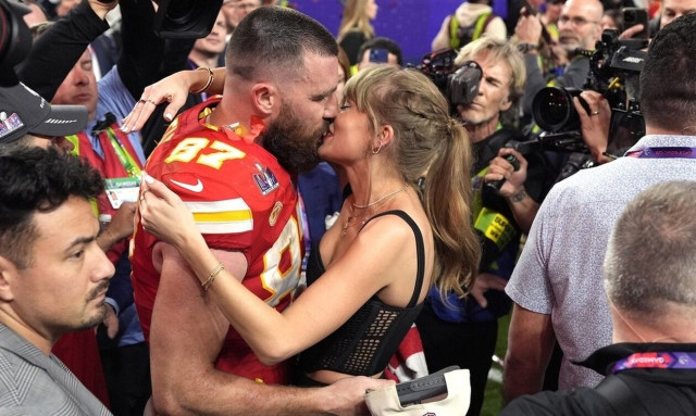 Tέιλορ Σουίφτ: Το ραντεβού με τον Τράβις Κέλσι σε ζωολογικό κήπο του Σίδνεϊ -«Έκανε σαν μικρό παιδί»