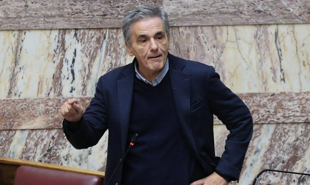 Τσακαλώτος σε Τσίπρα: Όχι Αλέξη μου δεν φύγαμε γιατί χάσαμε...