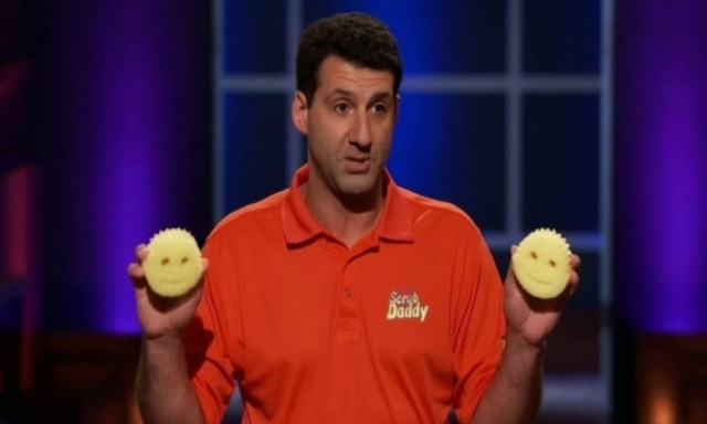 Πώς το Dragons' Den απογείωσε ένα σφουγγάρι για τα πιάτα: Πωλείται σε 30.000 σημεία