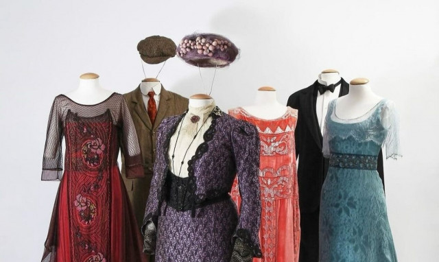 Σε δημοπρασία κοστούμια από το Downton Abbey, το Peaky Blinders και άλλες σειρές και ταινίες