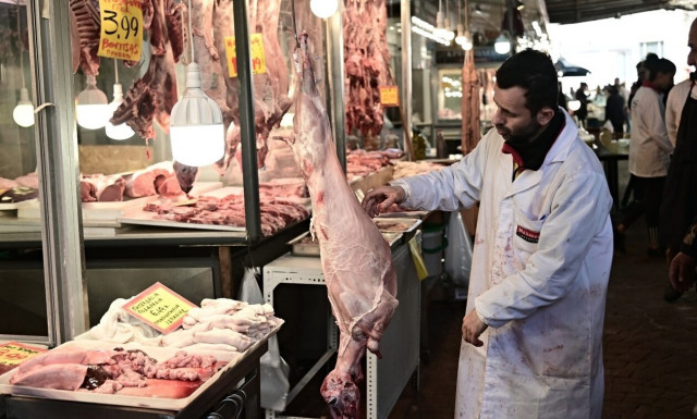 Ακρίβεια: Θα πούμε το αρνί… αρνάκι – Ολοταχώς για 15 ευρώ / κιλό εν όψει Πάσχα