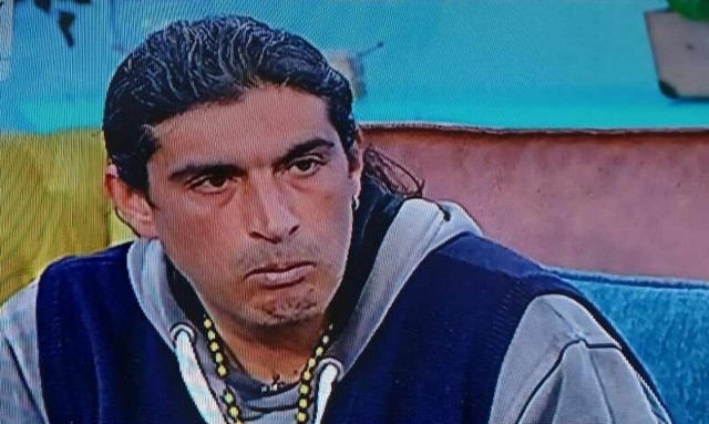 Παλαιοχριστιανός Μανώλης: Έχω κάνει αντιλυσσικό εμβόλιο