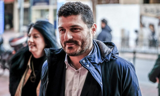 Δρομολογούνται εξελίξεις στον ΣΥΡΙΖΑ -  Σε λίγη ώρα ανακοινώσεις από Τεμπονέρα