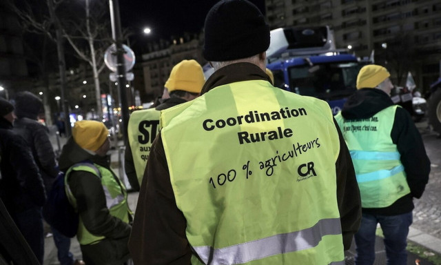 Γαλλία: Διαδηλωτές εναντίον Μακρόν στην Αγροτική Έκθεση του Παρισιού