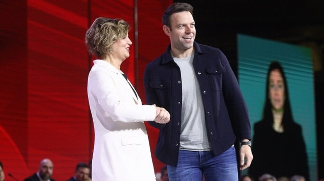 Όλοι έτοιμοι για μάχη: Το μήνυμα Τσίπρα υπέρ Όλγας, η «πατερίτσα» του Παππά και οι εκλογές