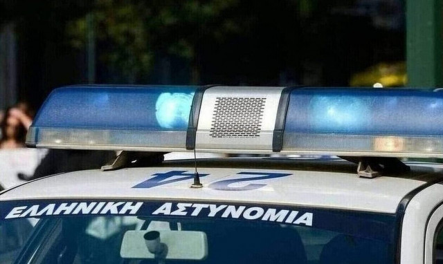 Πρέβεζα: Άρπαξαν από ηλικιωμένη 60.000 ευρώ