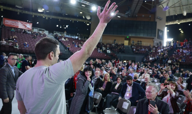 Κασσελάκης: «Όχι παιδιά, η ζημιά έχει γίνει και δεν φταίω εγώ»