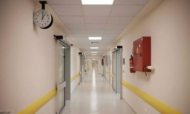 Οικογενειακή τραγωδία στην Πτολεμαΐδα: Γυναίκα έχασε την ίδια μέρα σύζυγο και παιδί